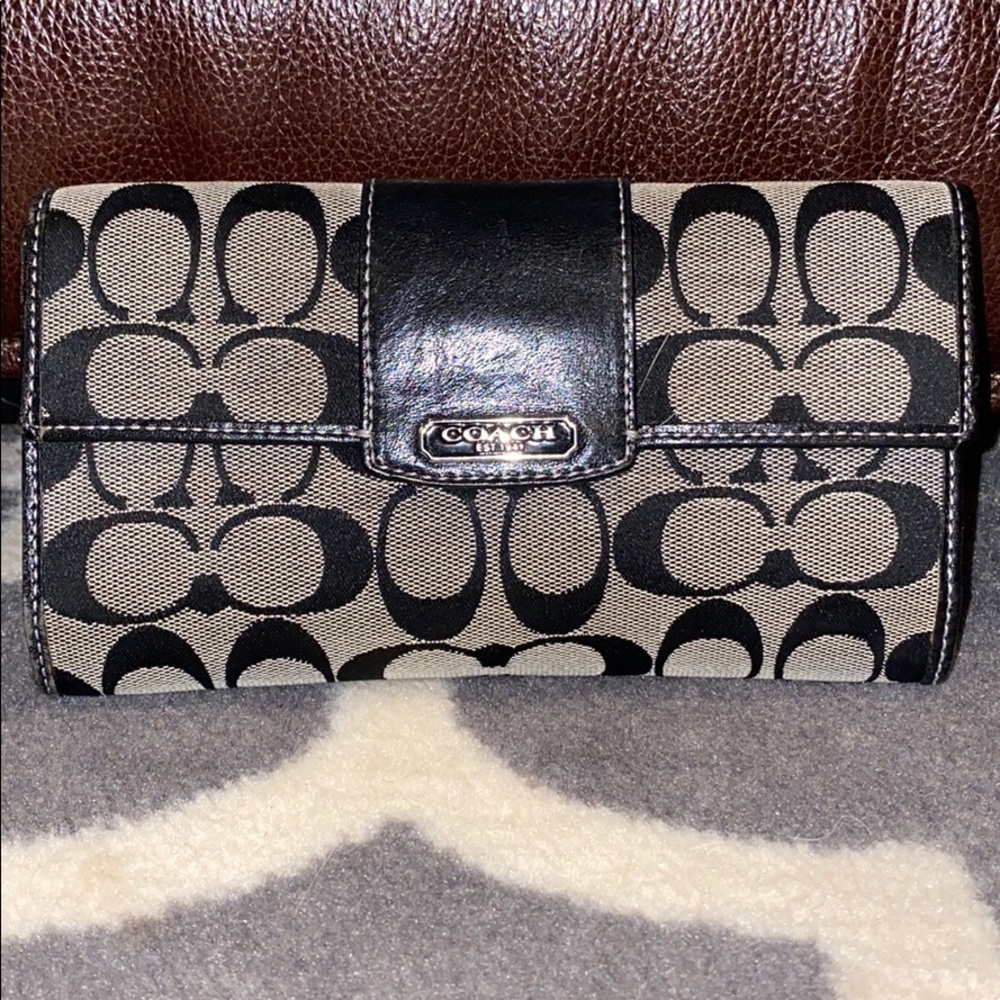 Coach wallet